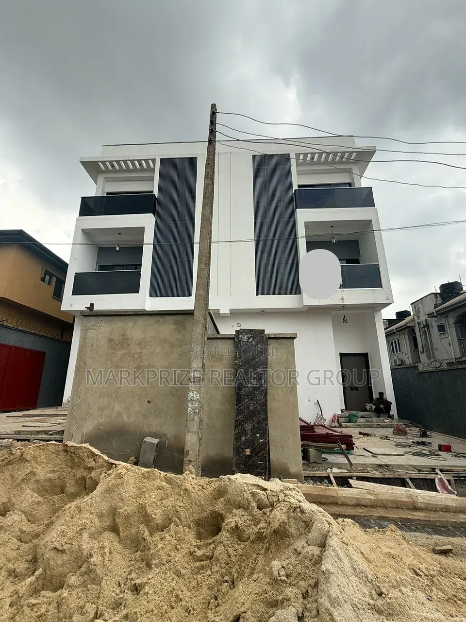 4bdrm Duplex in Magodo Phase 2 for sale in GRA Phase 2 Shangisha