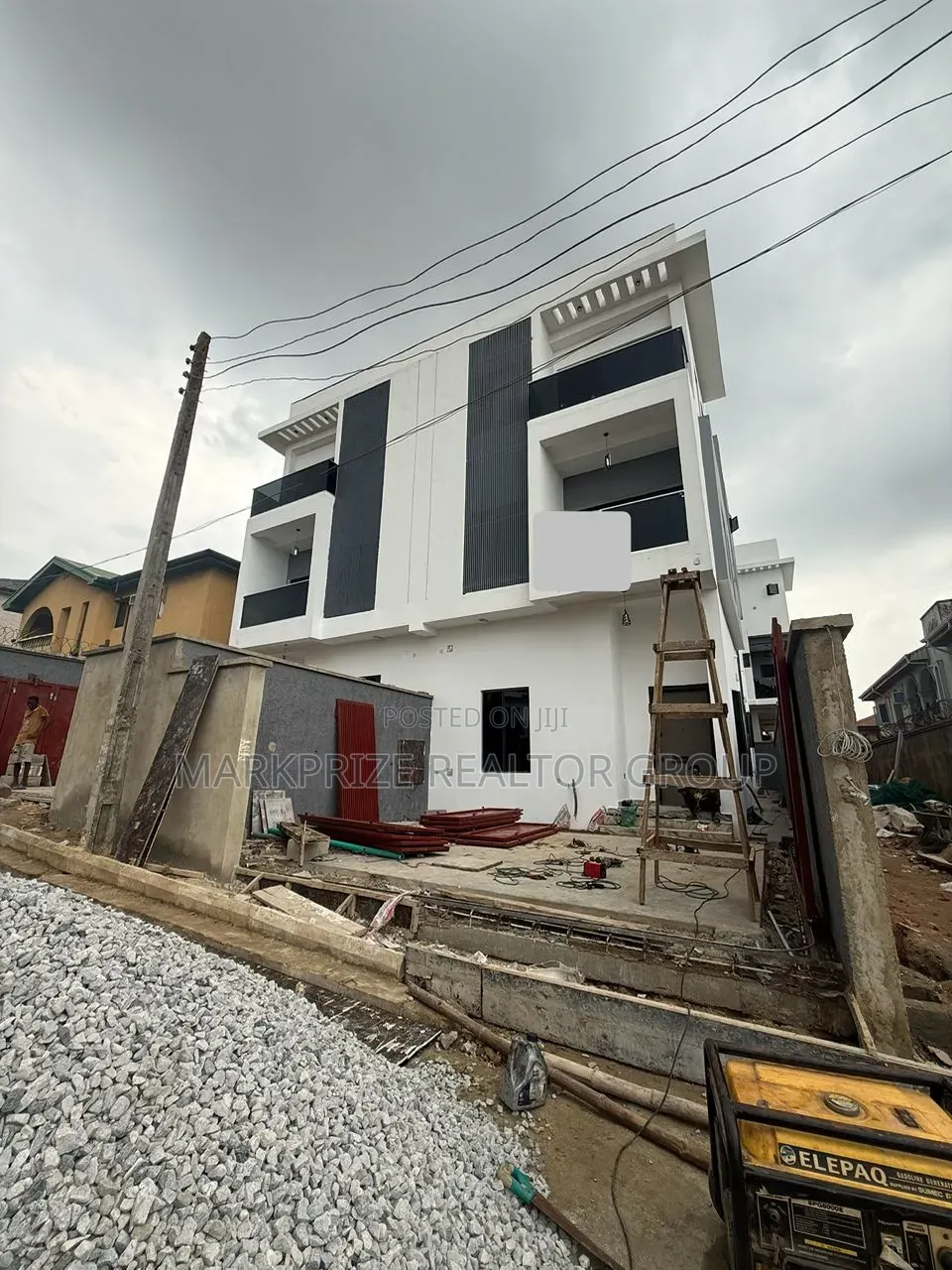 4bdrm Duplex in Magodo Phase 2 for sale in GRA Phase 2 Shangisha