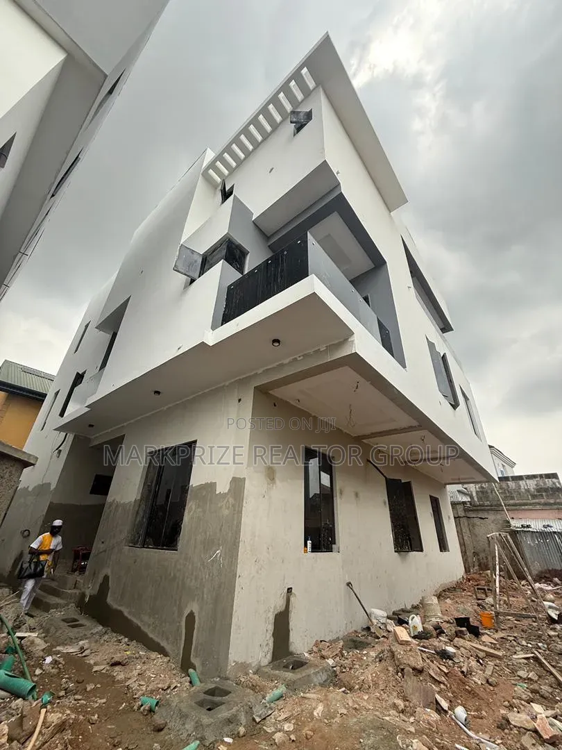 6bdrm Duplex in Magodo Phase 2 Lagos for sale in GRA Phase 2 Shangisha
