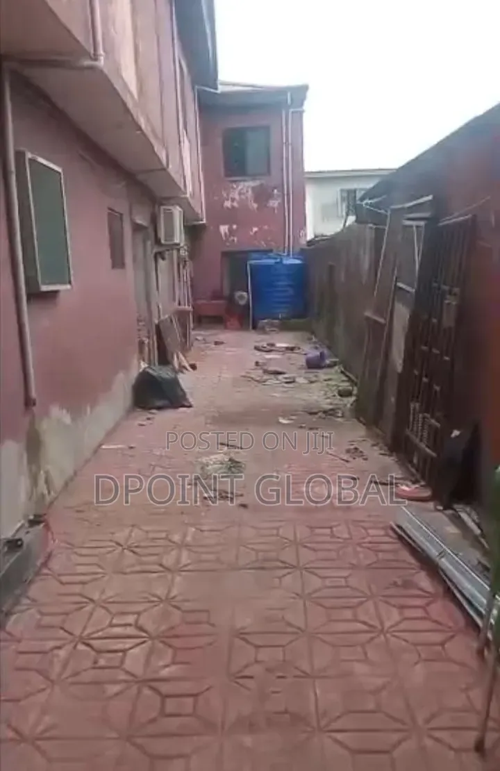 8bdrm Block of Flats in Not Estate, Ipaja / Ipaja for sale in Ipaja / Ipaja