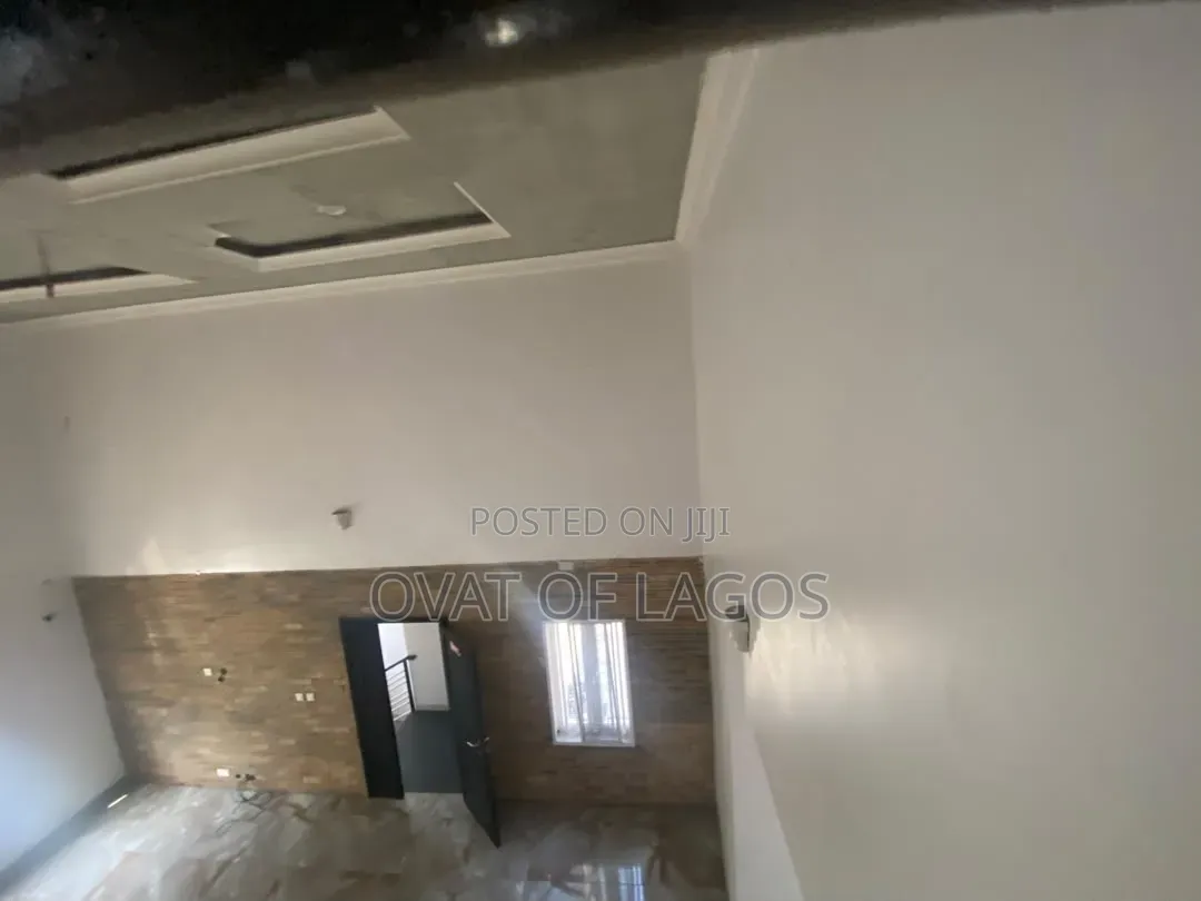4bdrm Duplex in Osapa london for rent in Osapa london