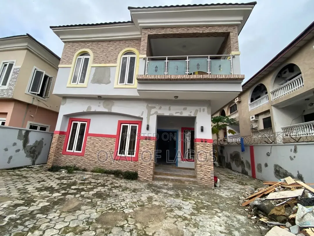 5bdrm Duplex in Lekki Phase 1 for rent in Lekki Phase 1