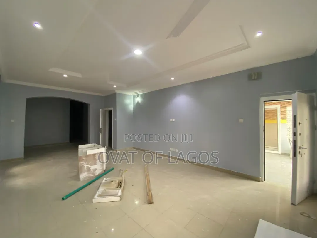 5bdrm Duplex in Lekki Phase 1 for rent in Lekki Phase 1