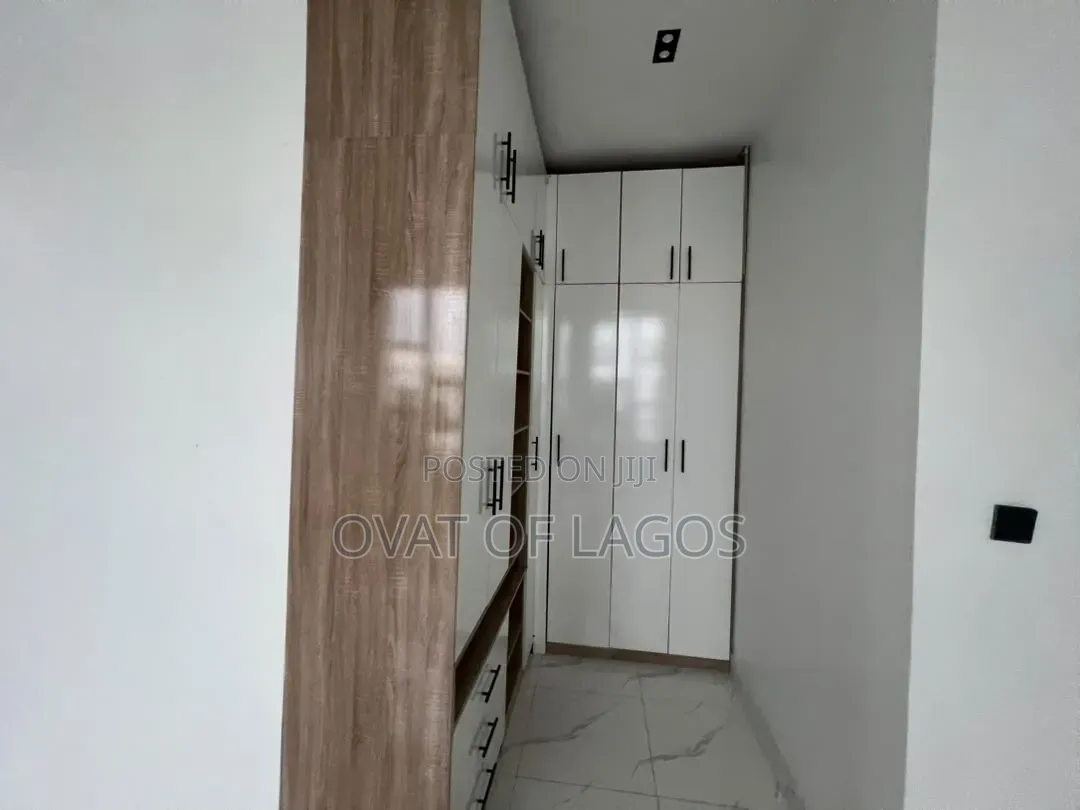 5bdrm Duplex in Orchid, Lekki Expressway for sale in Lekki Expressway