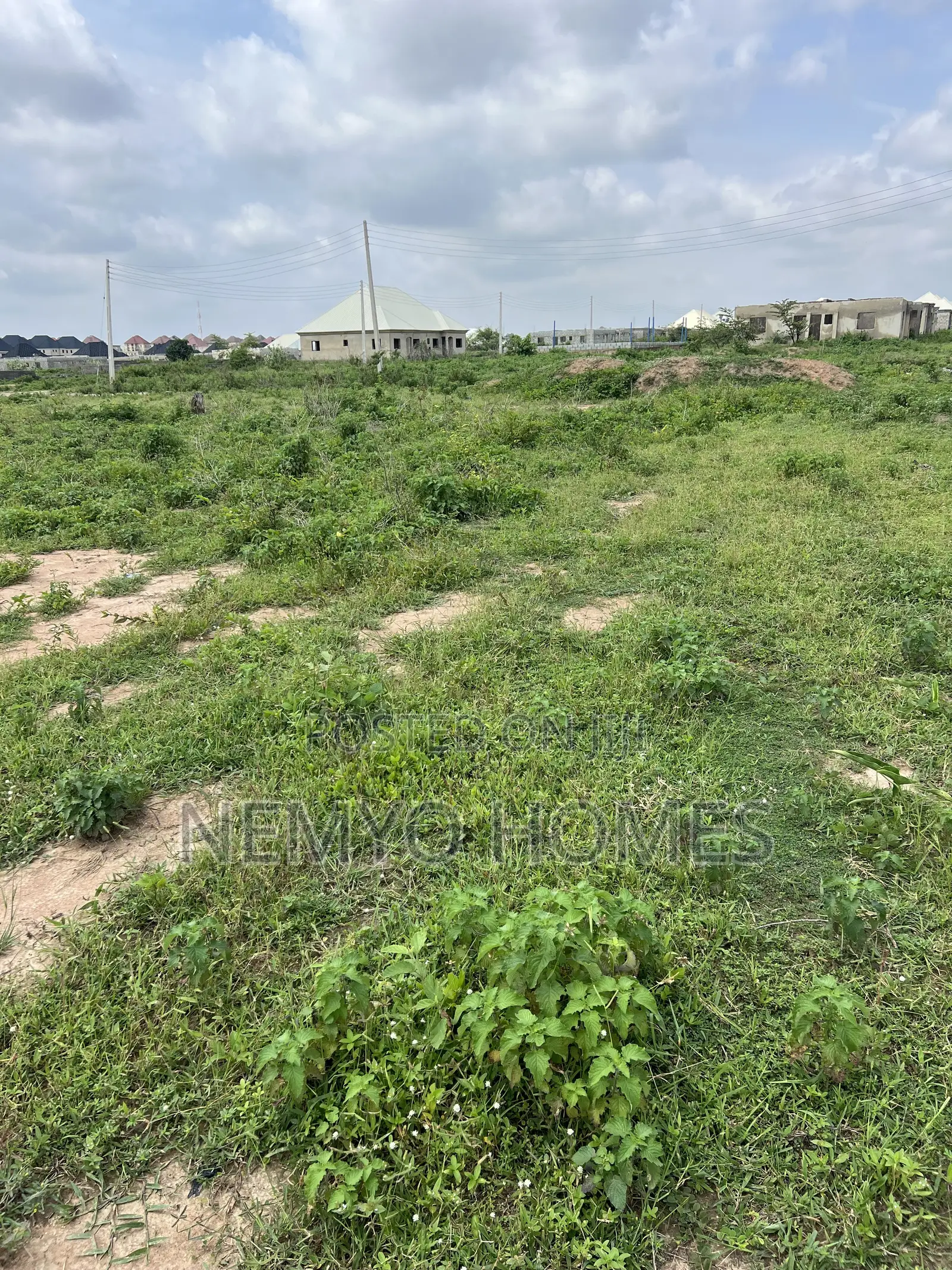 Duplex Plot for Sale in Galadimawa