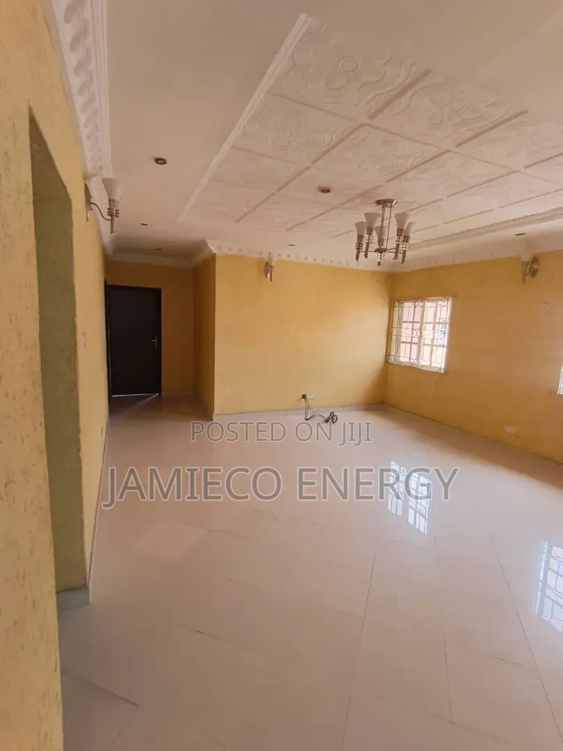 3bdrm Block of Flats in Sangotedo for sale in Sangotedo