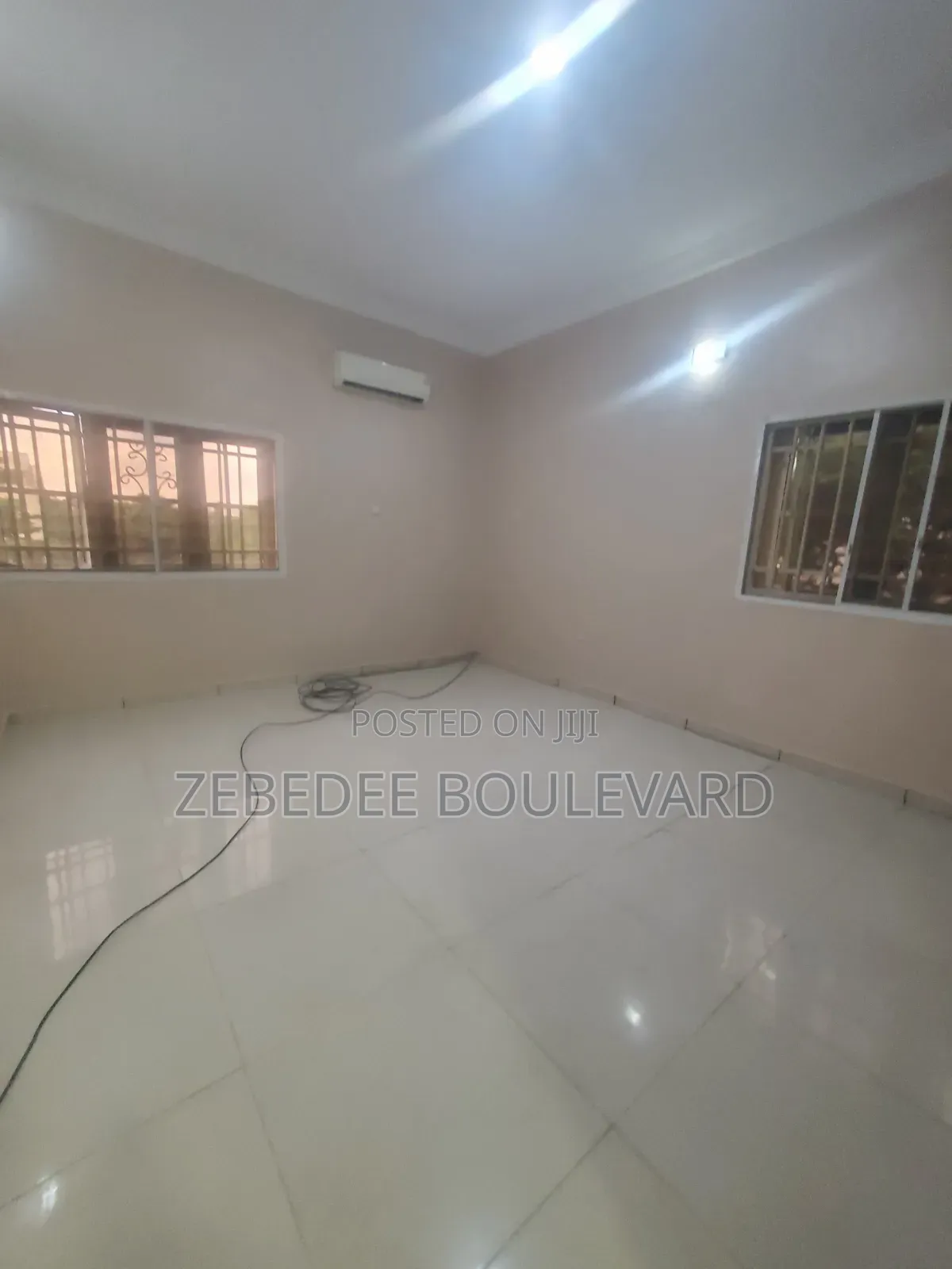 3bdrm Block of Flats in Utako for rent in Utako