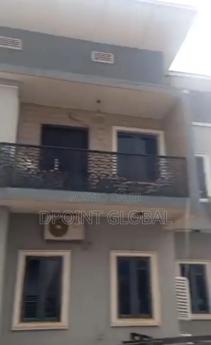 Furnished 5bdrm Duplex in In Estate, Alakuko for sale in Alakuko