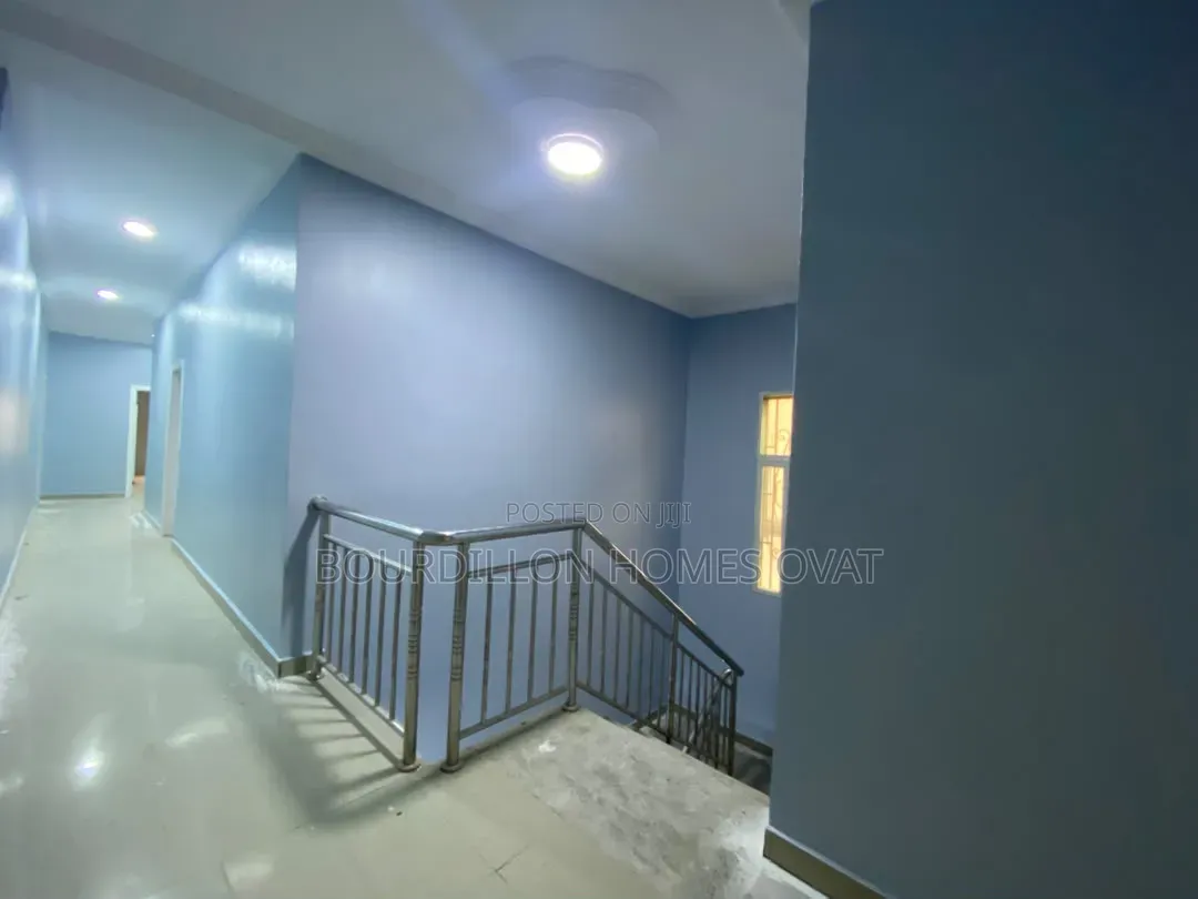 5bdrm Duplex in Lekki Phase 1 for rent in Lekki Phase 1