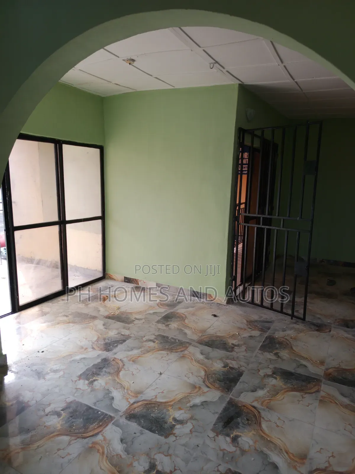 4 Bedroom Apartment for Office Use in Port-Harcourt