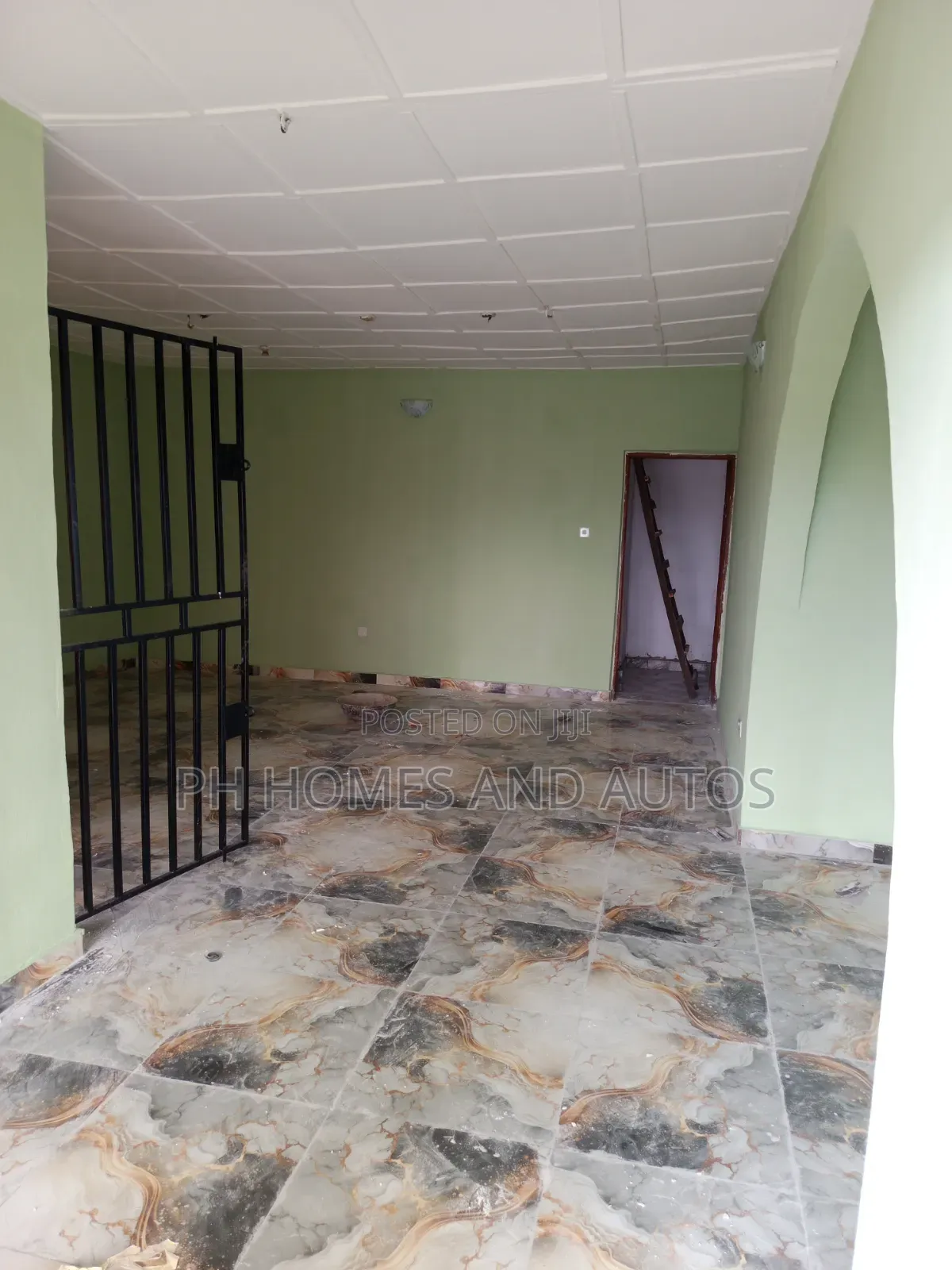 4 Bedroom Apartment for Office Use in Port-Harcourt
