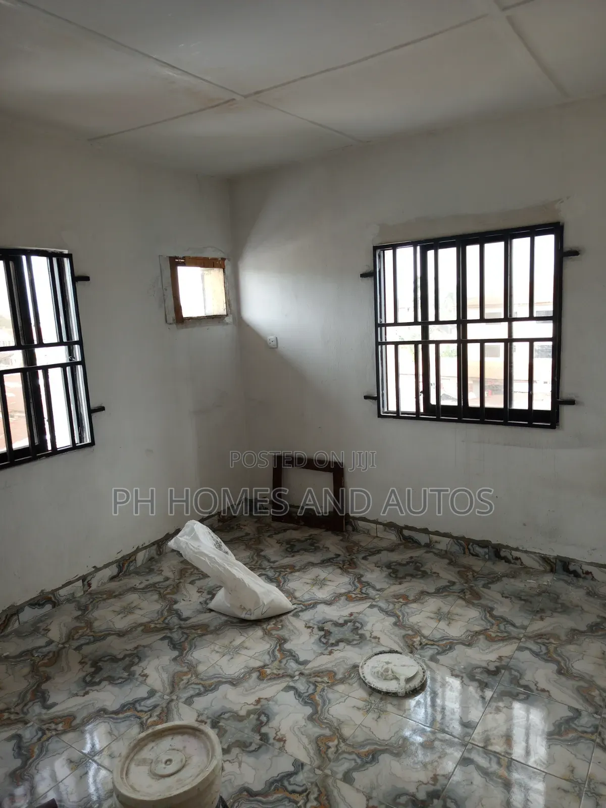 4 Bedroom Apartment for Office Use in Port-Harcourt
