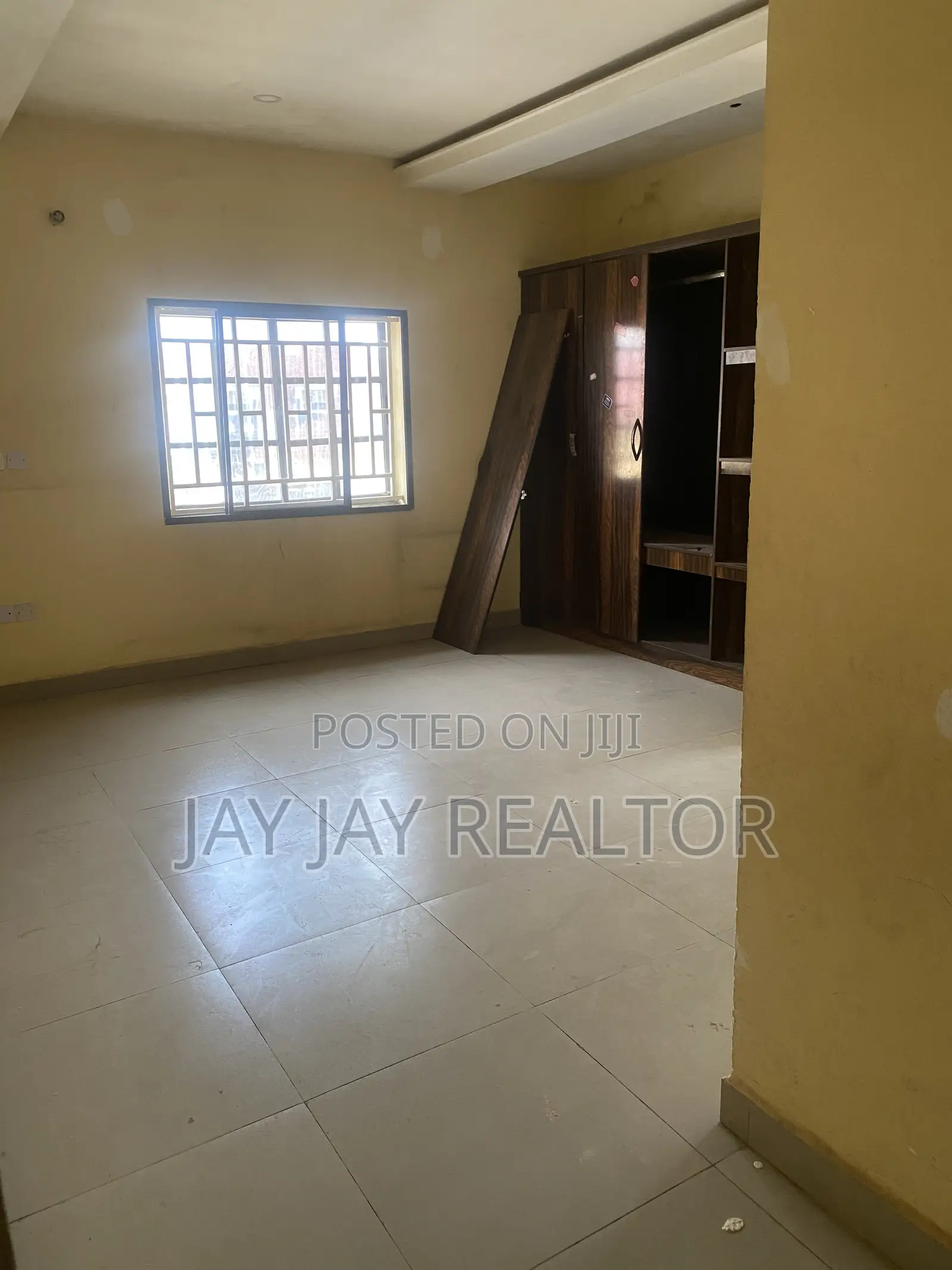 Furnished 3bdrm Block of Flats in Durumi for rent in Durumi