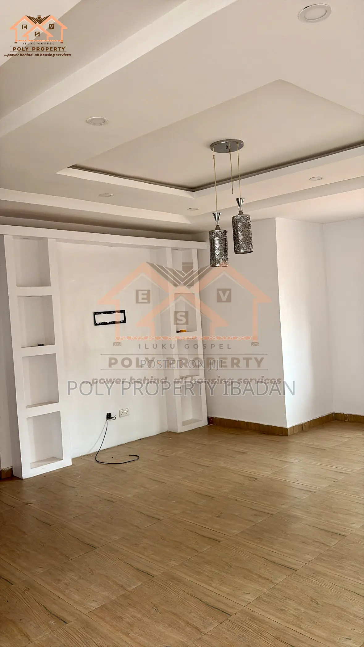 4bdrm Duplex in Jericho for rent in Jericho