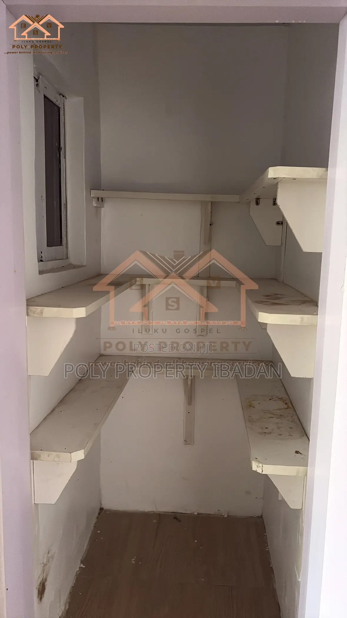 4bdrm Duplex in Jericho for rent in Jericho