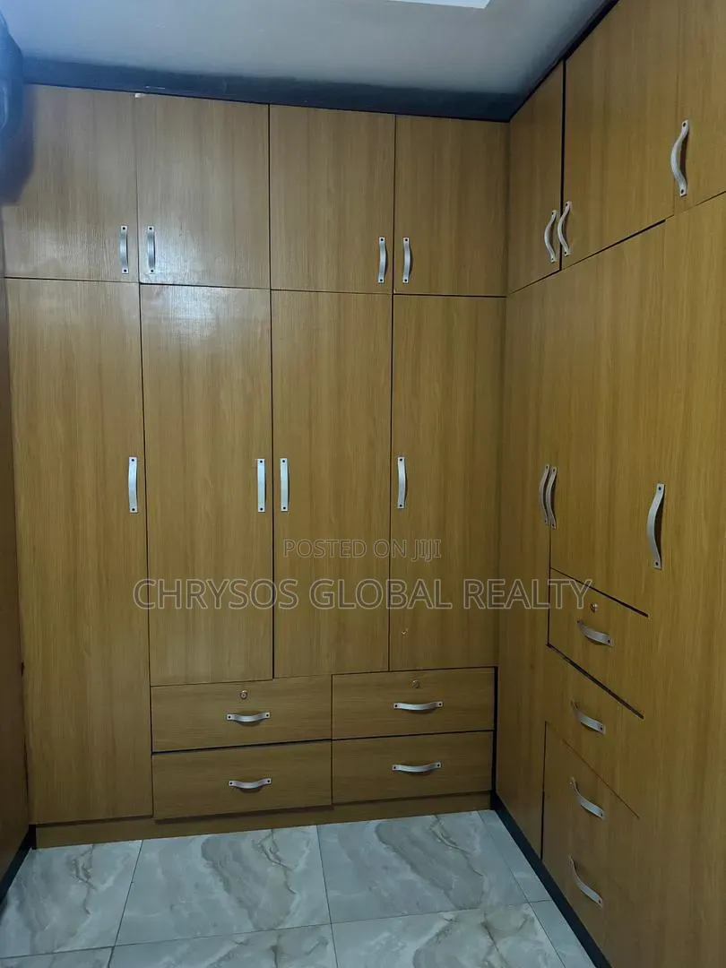 5bdrm Duplex in Okebadan Estate, Akobo for rent in Akobo
