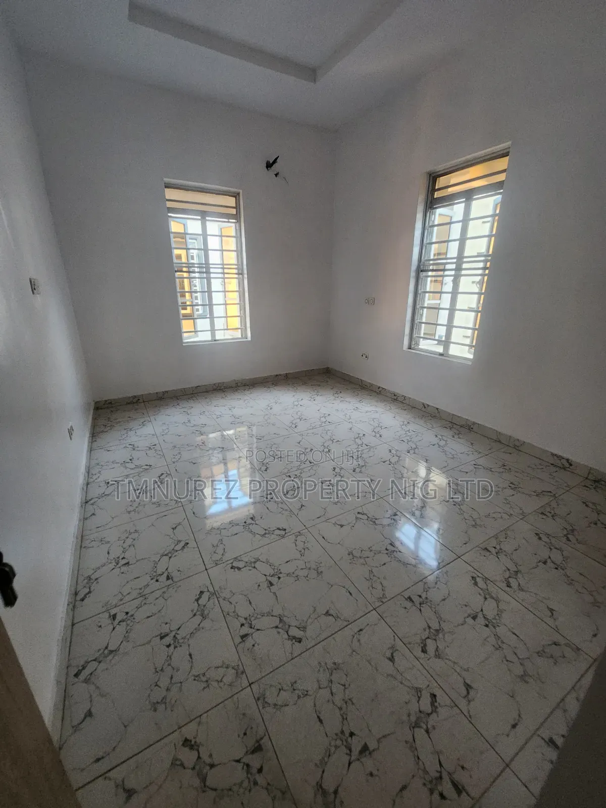 Mini Flat in Ikota for rent in Ikota