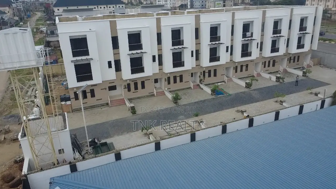 Furnished 4bdrm Townhouse/Terrace in Jahi for sale in Jahi