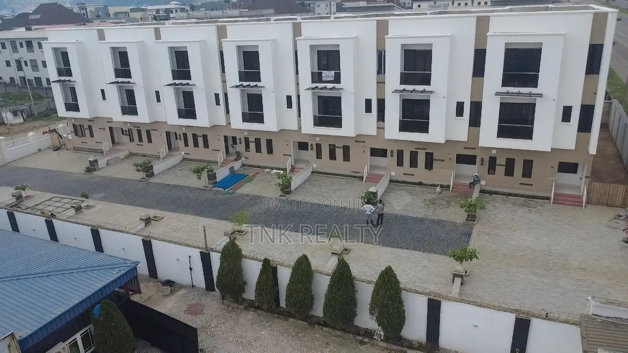 Furnished 4bdrm Townhouse/Terrace in Jahi for sale in Jahi