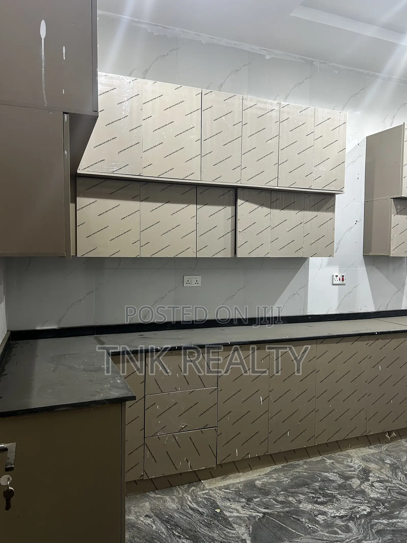 Furnished 5bdrm Townhouse/Terrace in Mabushi for sale in Mabushi