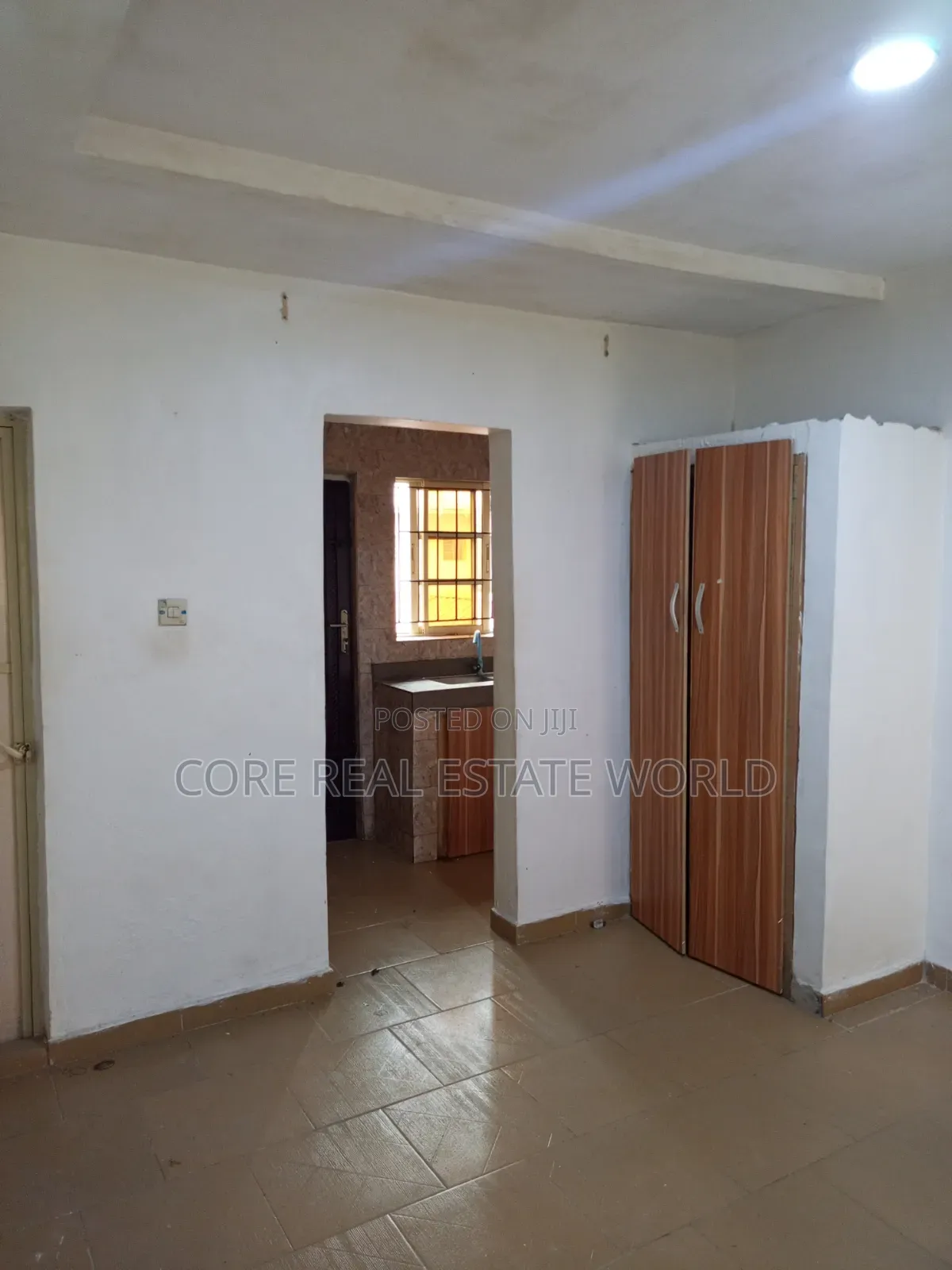 Spacious Selfcon With 24/7 Solar Power, Elesekan Ibeju Lekki Lagos in Ibeju