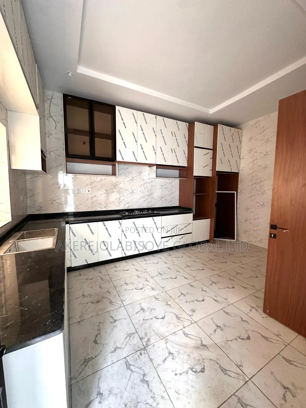 3bdrm Bungalow in Gwarinpa Extension, Life Camp for sale in Life Camp