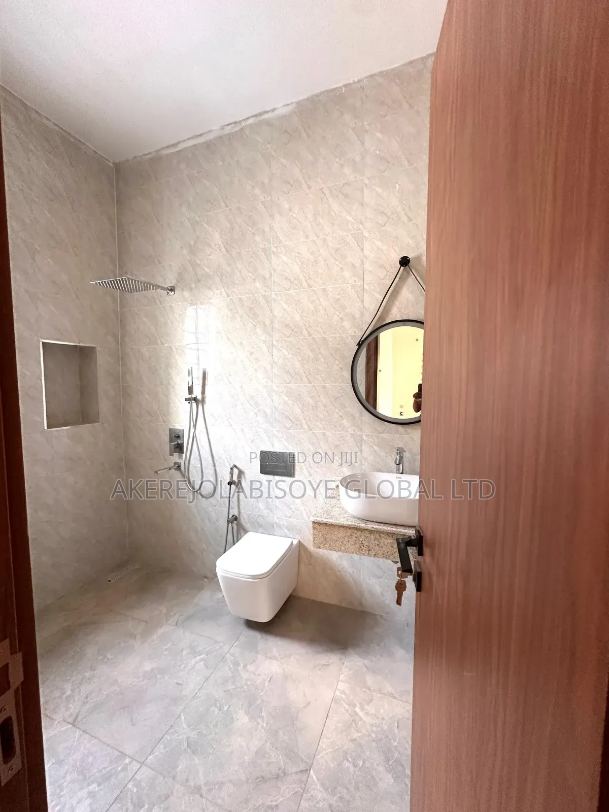 3bdrm Bungalow in Gwarinpa Extension, Life Camp for sale in Life Camp