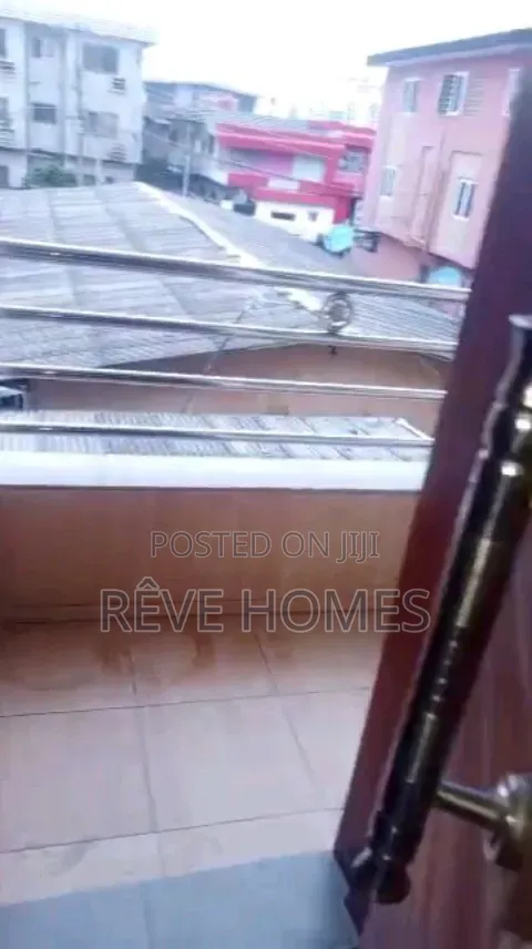 2bdrm Block of Flats in Ifako-Gbagada for rent in Ifako-Gbagada