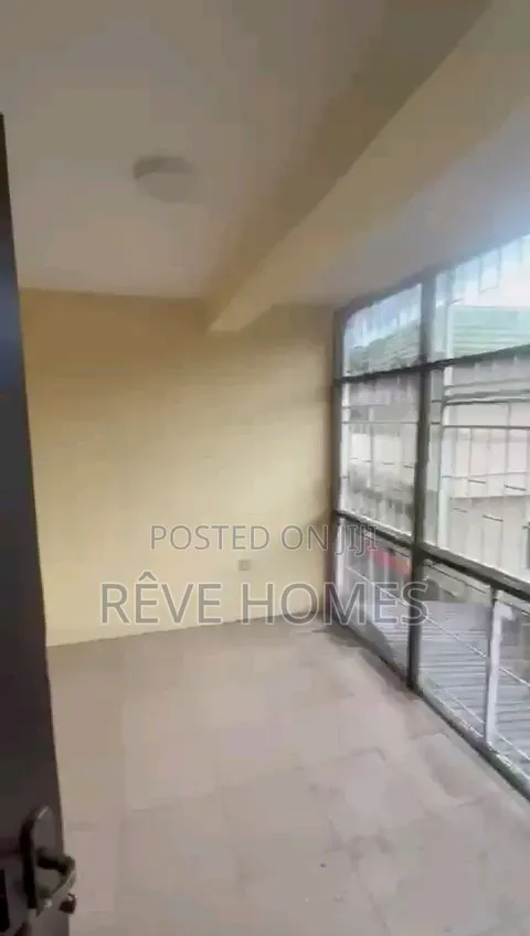 3bdrm Block of Flats in Sabo / Yaba for rent in Sabo / Yaba