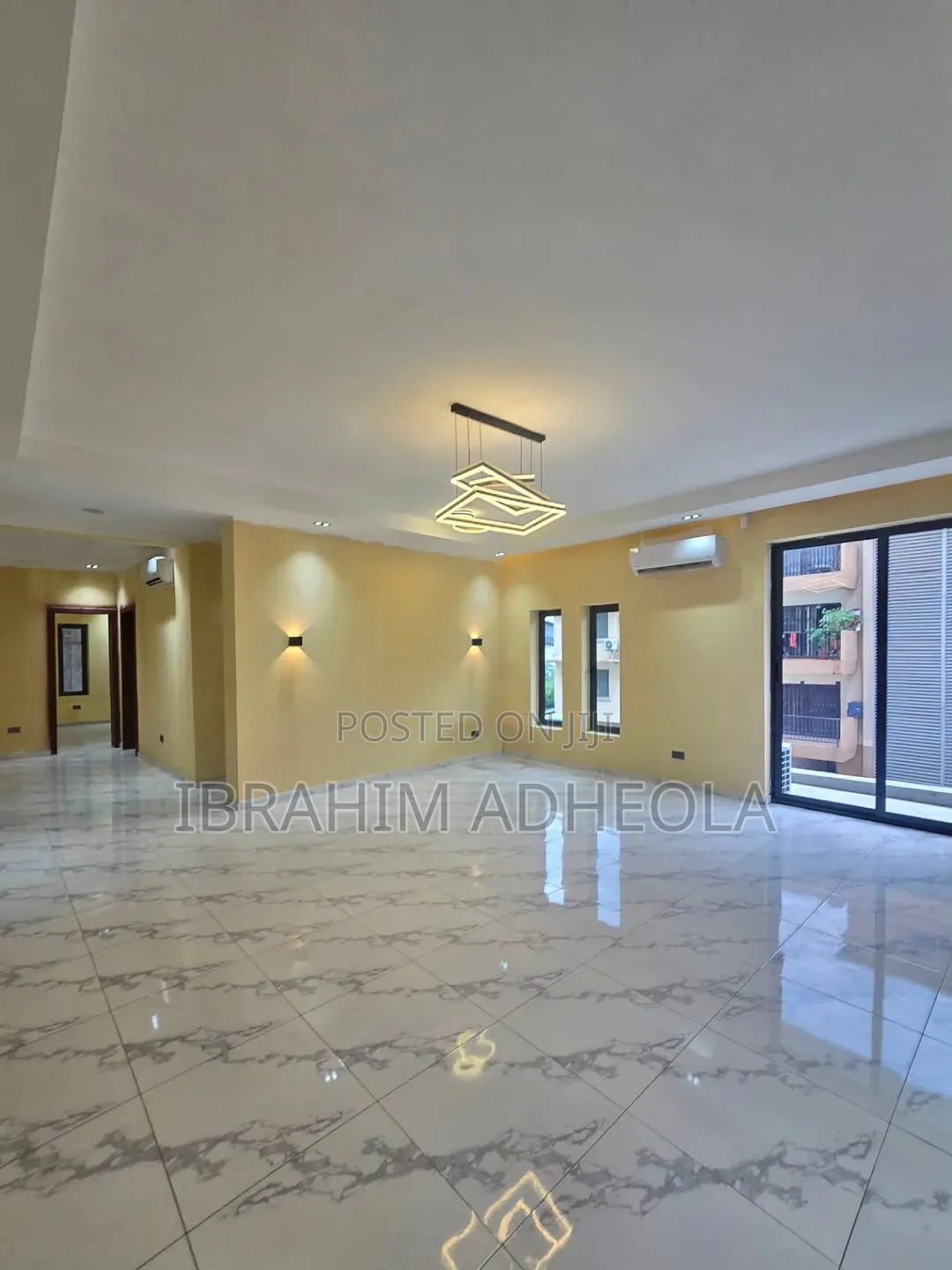 3bdrm Apartment in Ikeja, Adeniyi Jones for sale in Adeniyi Jones
