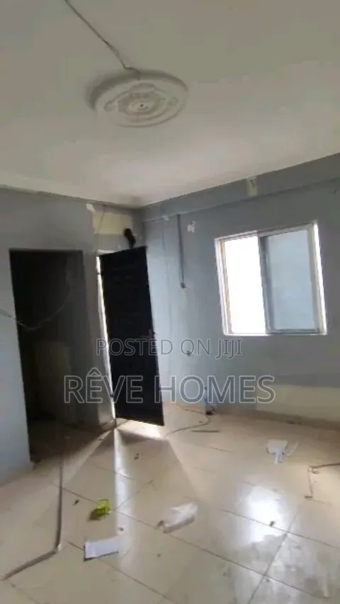 1bdrm Apartment in Adekunle for rent in Adekunle