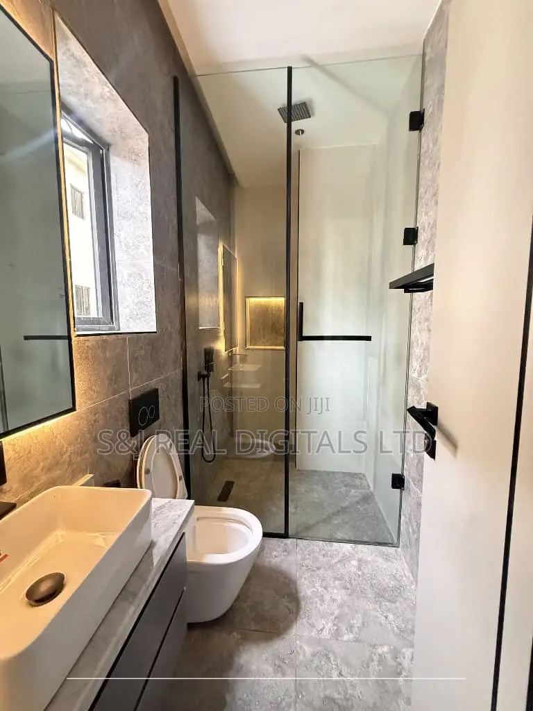 4bdrm Duplex in Utako for sale in Utako