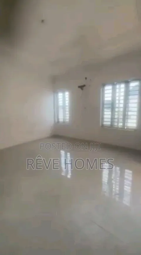 2bdrm Block of Flats in Alagomeji for rent in Alagomeji