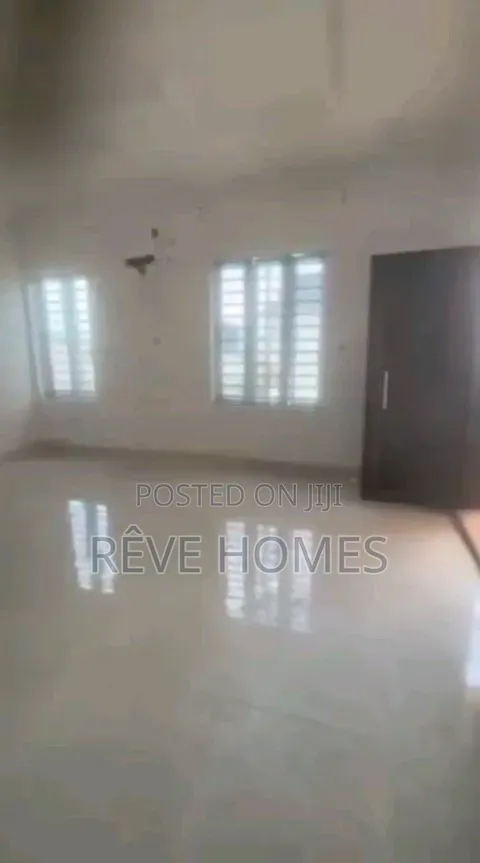 2bdrm Block of Flats in Alagomeji for rent in Alagomeji
