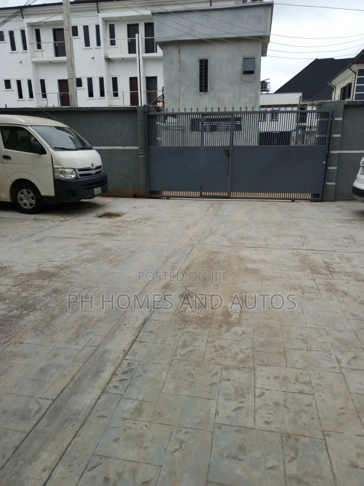 2bdrm Apartment in Peter Odili Road, Port-Harcourt for rent in Port-Harcourt