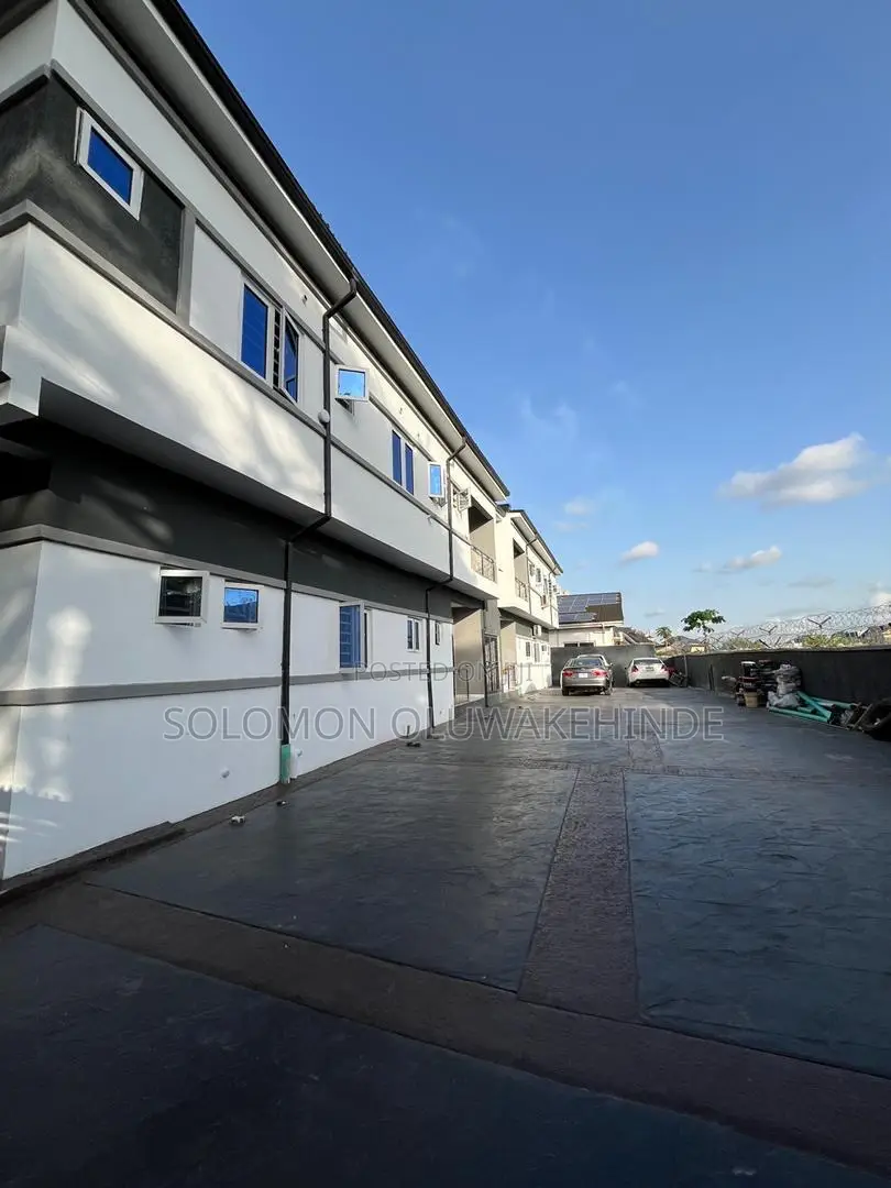 2bdrm Apartment in Oregun for sale in Oregun