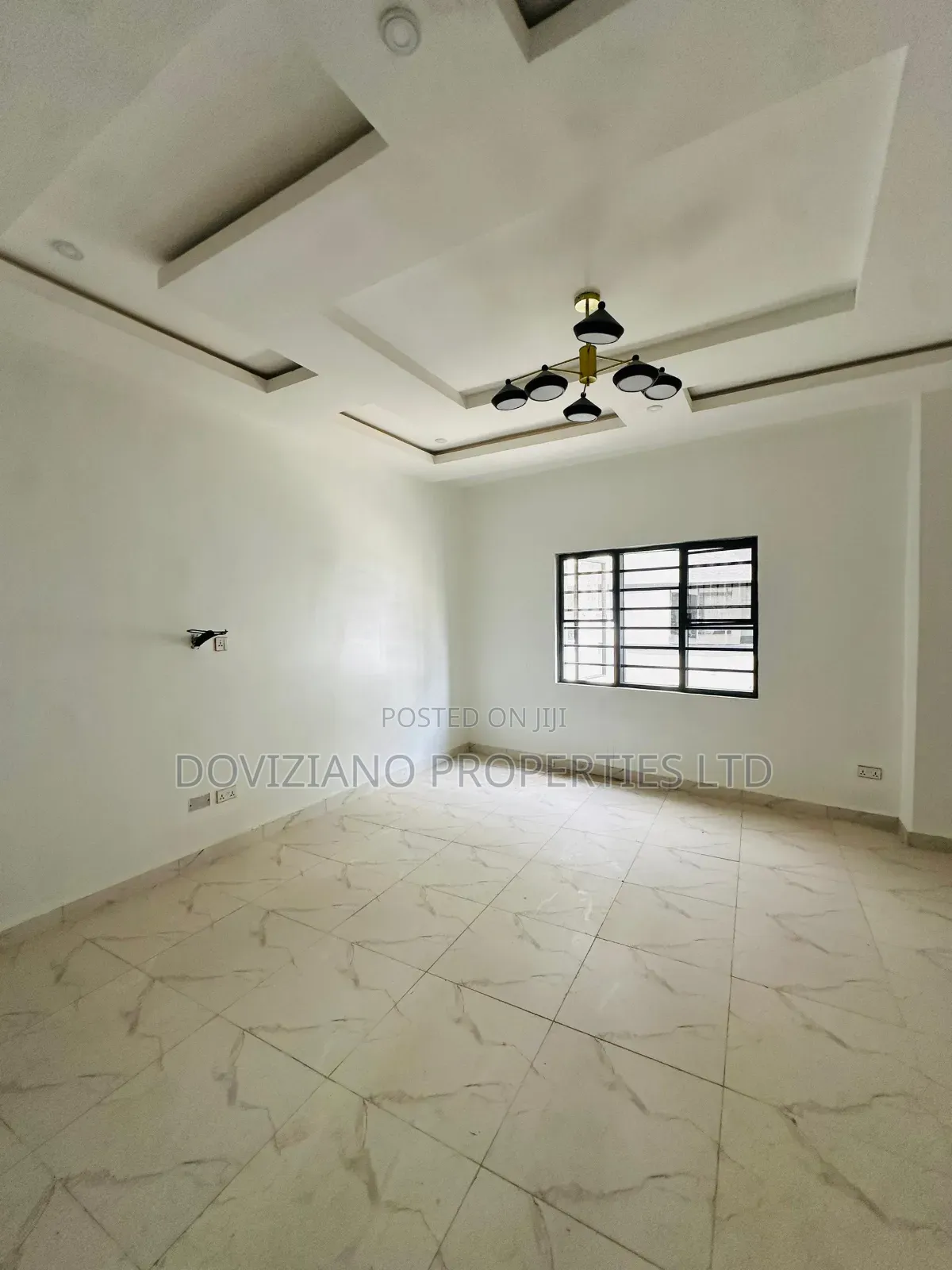 4bdrm Duplex in Ikota for rent in Ikota