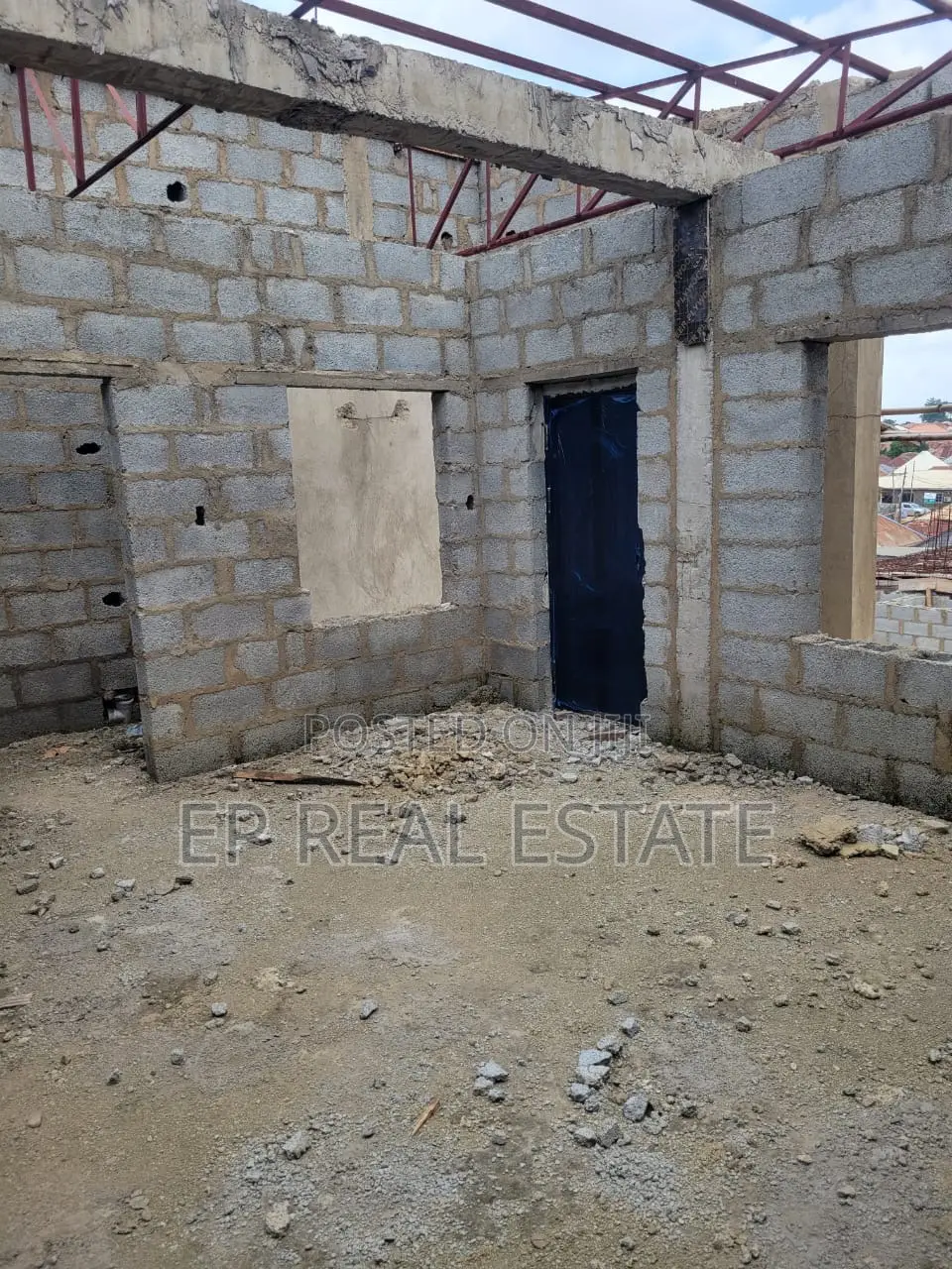 4bdrm Duplex in Jahi for sale in Jahi