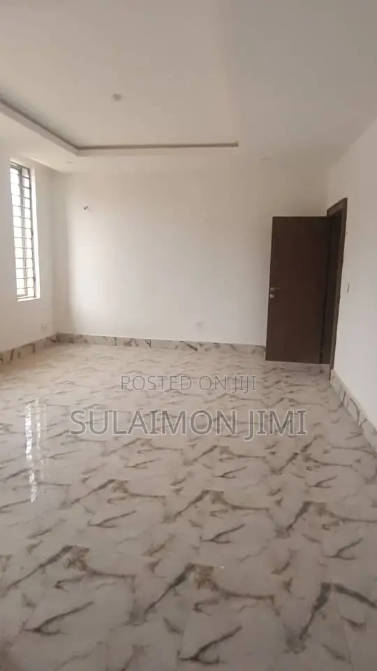 4bdrm Duplex in Hebron Estate, Zone B for sale in Zone B