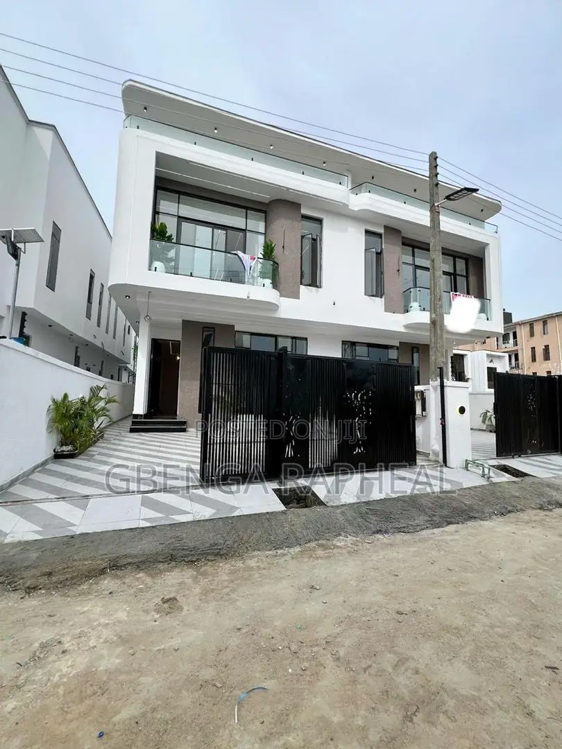 4bdrm Duplex in Ikota, Lekki for sale in Lekki