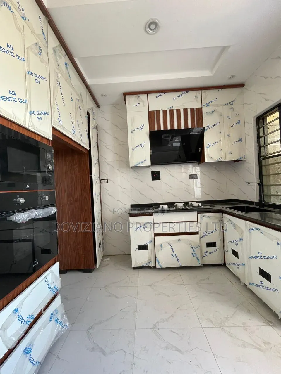 2bdrm Apartment in Igbo-Efon for Sale in Igbo-efon