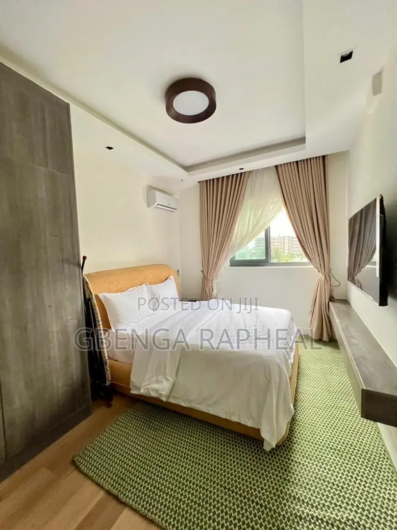 2bdrm Block of Flats in Victoria Island for sale in Victoria Island