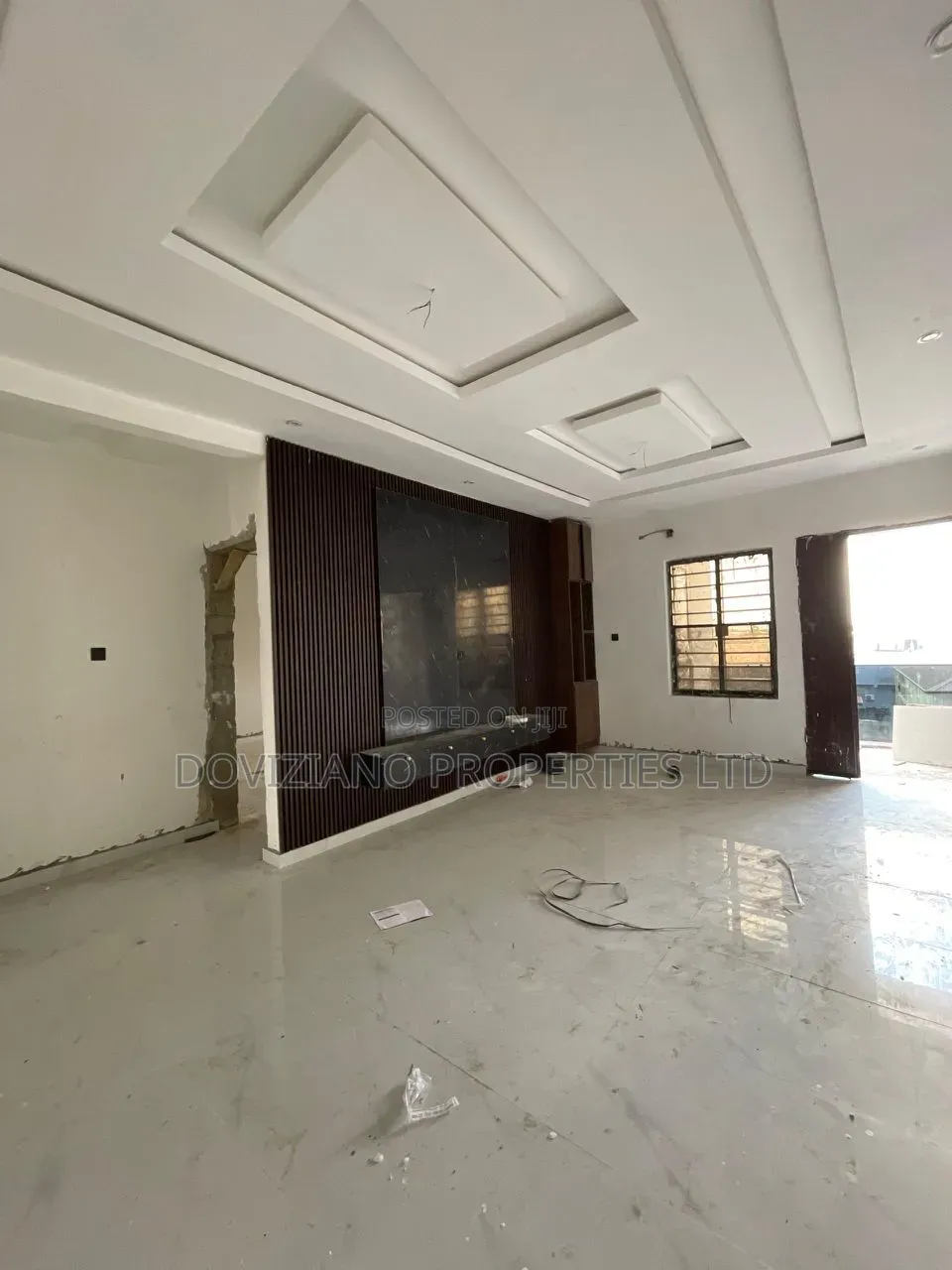 2bdrm Apartment in Igbo-Efon for Sale in Igbo-efon
