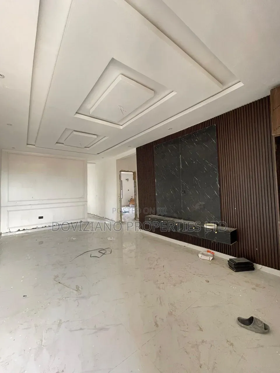 2bdrm Apartment in Igbo-Efon for Sale in Igbo-efon