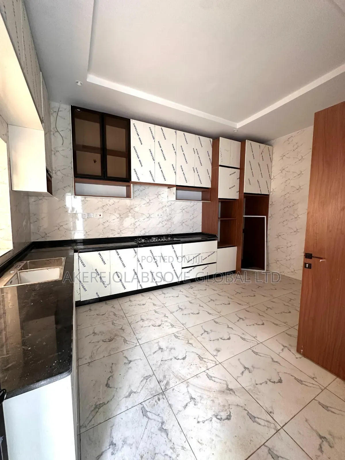 3bdrm Bungalow in Gwarinpa Extension, Life Camp for sale in Life Camp