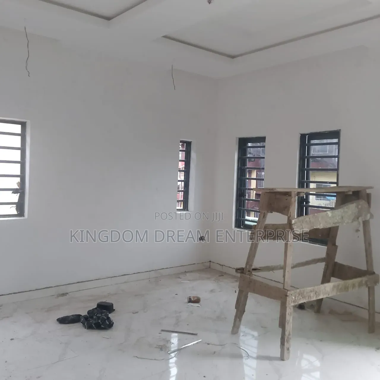 3bdrm Apartment in Yaba, Adekunle for rent in Adekunle