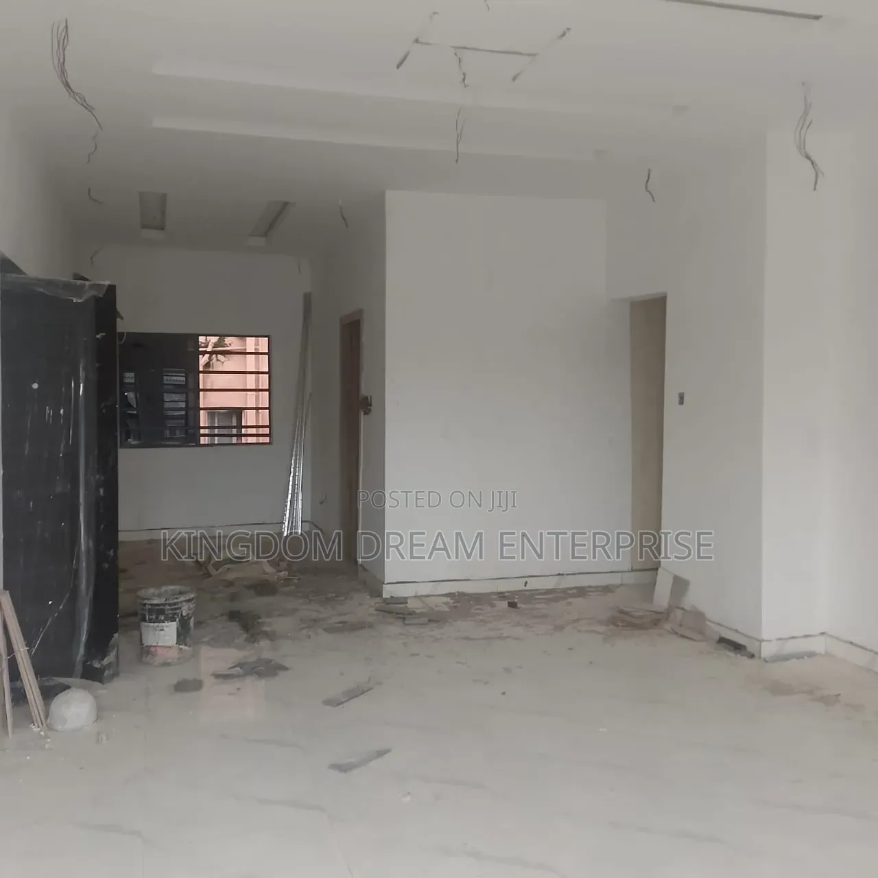 3bdrm Apartment in Yaba, Adekunle for rent in Adekunle