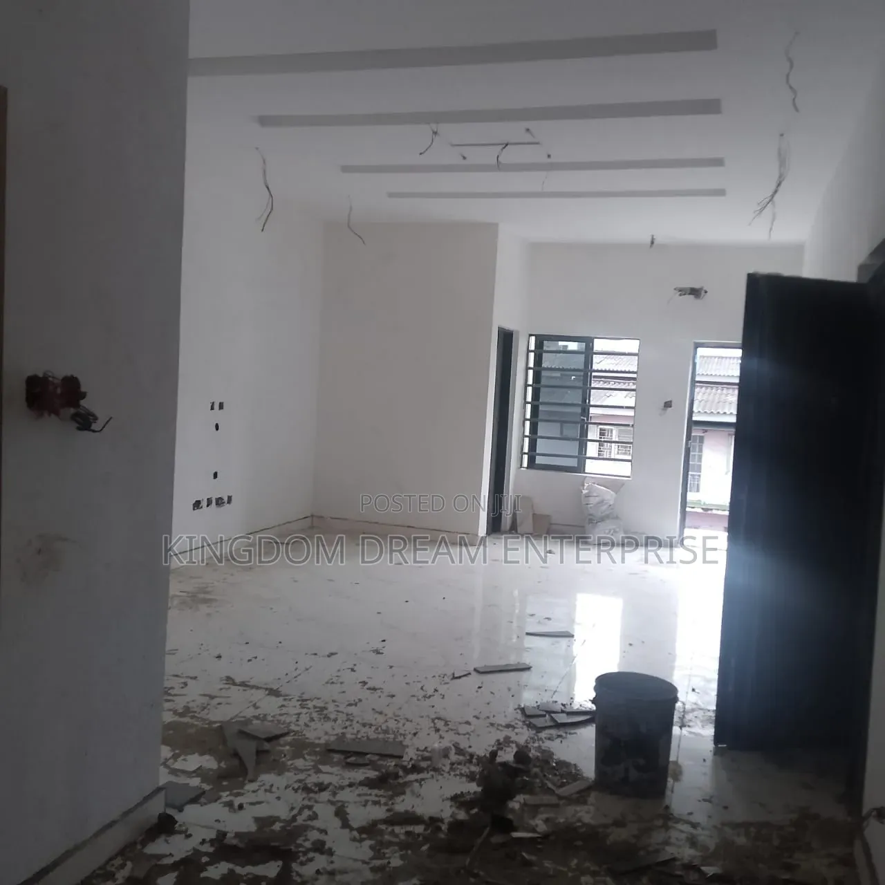 3bdrm Apartment in Yaba, Adekunle for rent in Adekunle