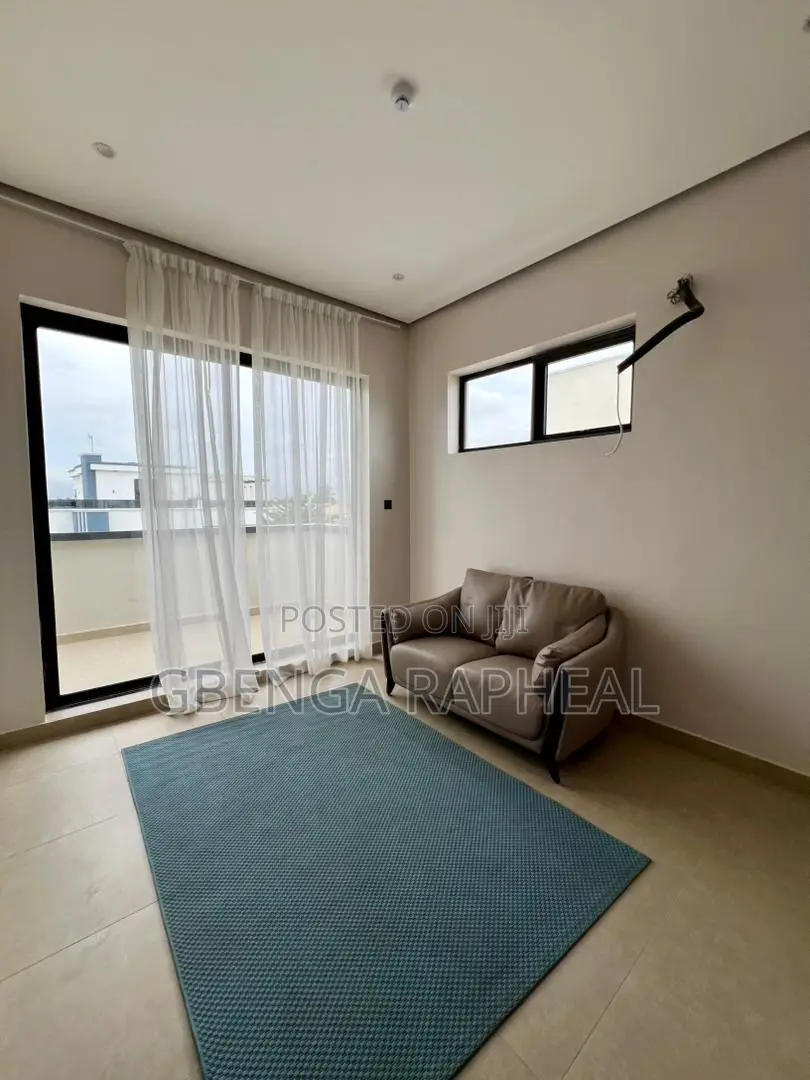 5bdrm Duplex in Victoria Garden City, Lekki for sale in Lekki