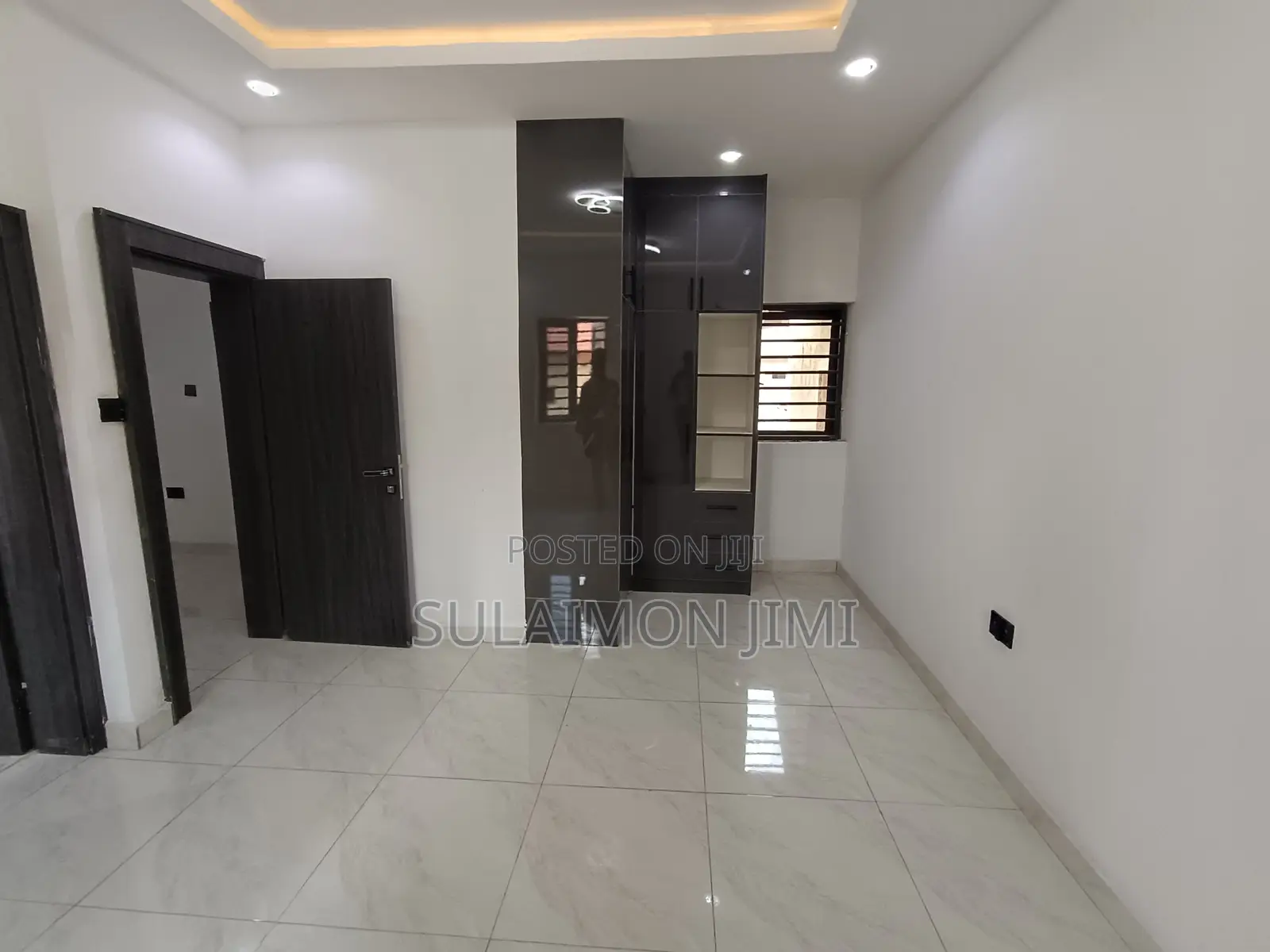 4bdrm Duplex in Zone B for sale in Zone B